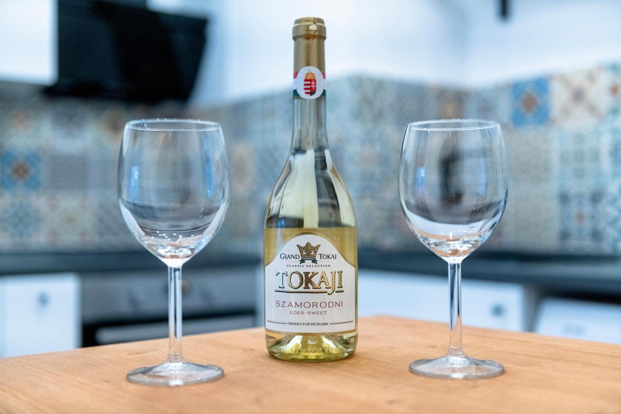 Vinitus Budapest Centro Luaran gambar