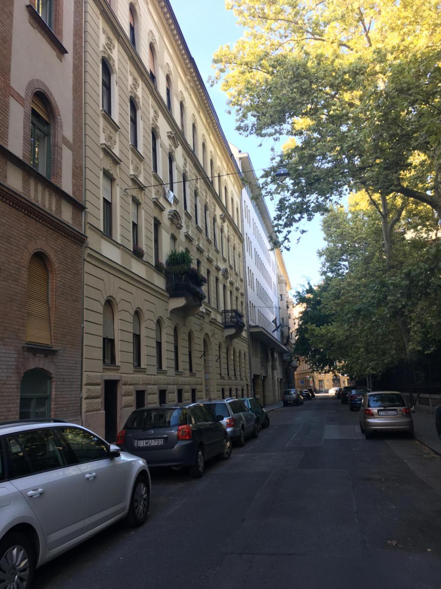 Vinitus Budapest Centro Luaran gambar